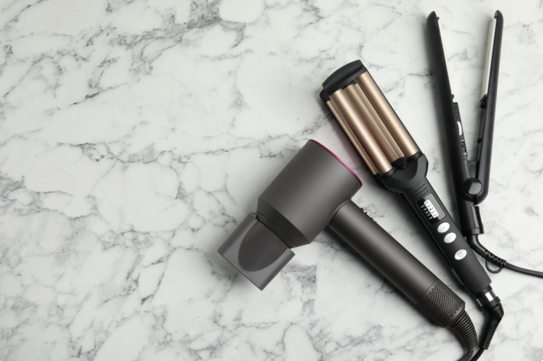 Як правильно сушити та укладати волосся феном Як правильно сушити та укладати волосся феном